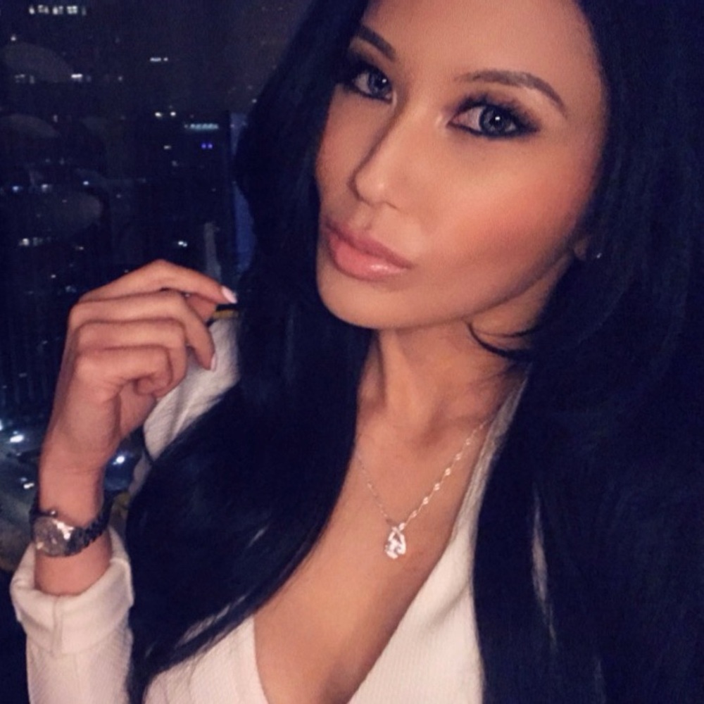 Meet your Posher, Marissa